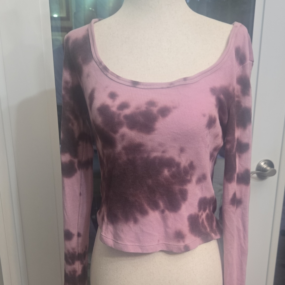 Stylish Long Sleeve Tie-Dye Top - Pink and Black